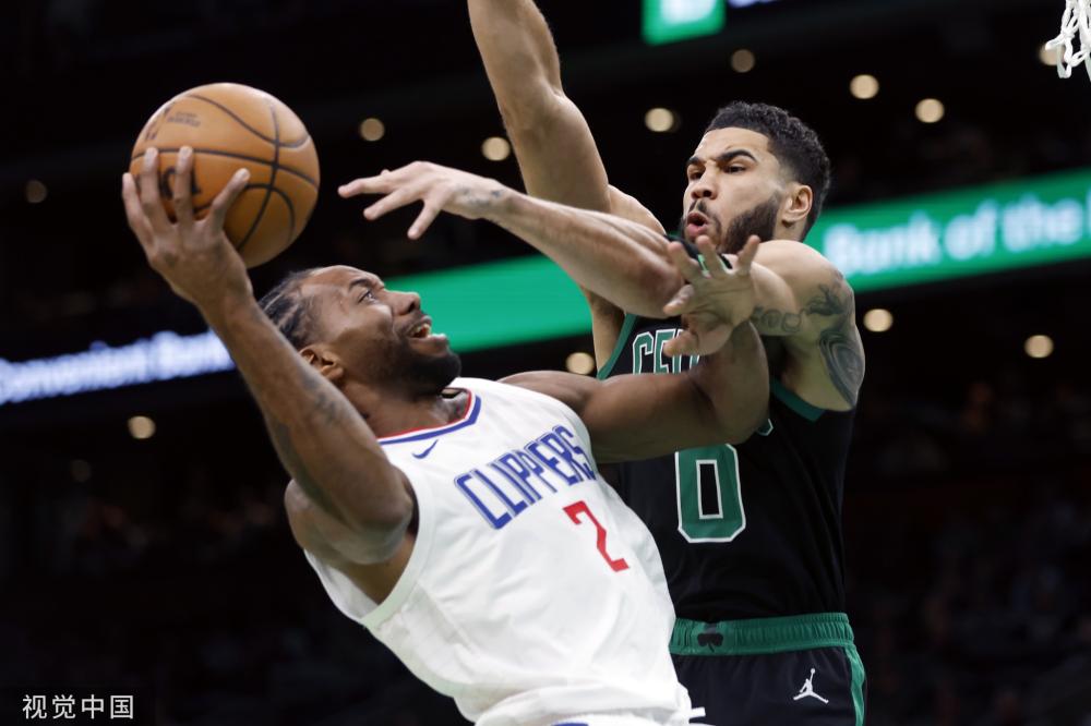 他是一位天 他是一位天